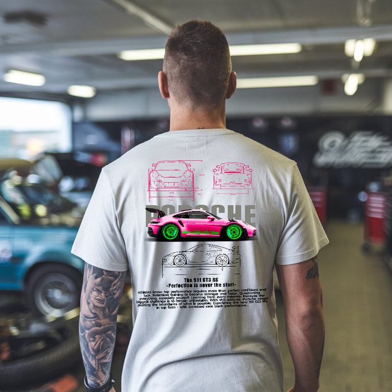 Camiseta Regular Porshe 911 GT3 RS Pink